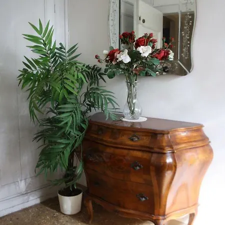 Appartement Ca' Frezzeria Venetië